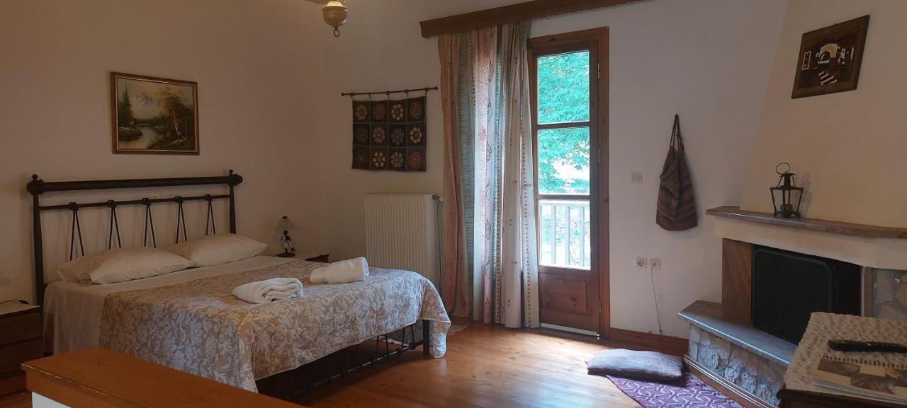 Andrea Sofi Guesthouse 디미트사나 외부 사진