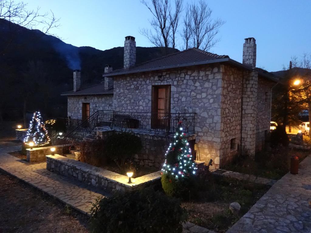 Andrea Sofi Guesthouse 디미트사나 외부 사진