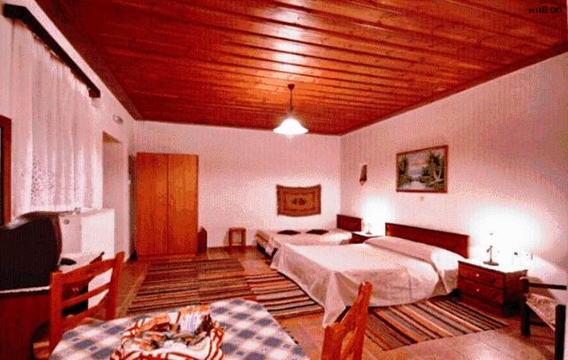 Andrea Sofi Guesthouse 디미트사나 외부 사진
