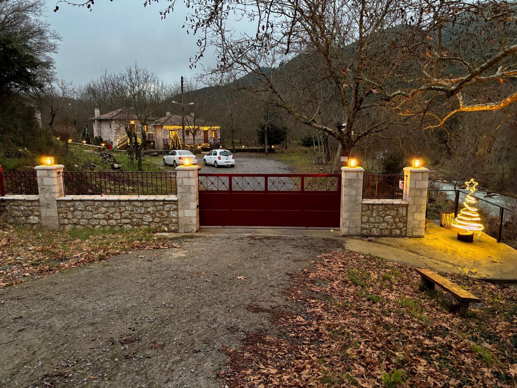 Andrea Sofi Guesthouse 디미트사나 외부 사진