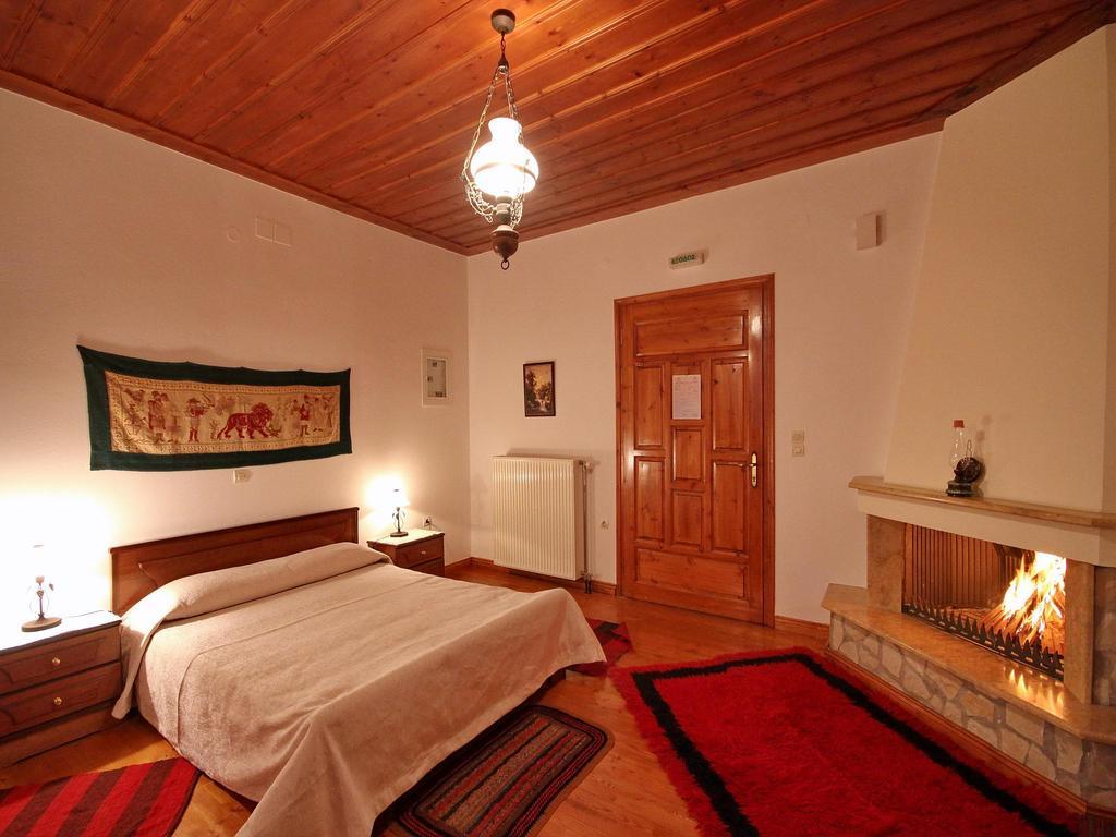 Andrea Sofi Guesthouse 디미트사나 외부 사진
