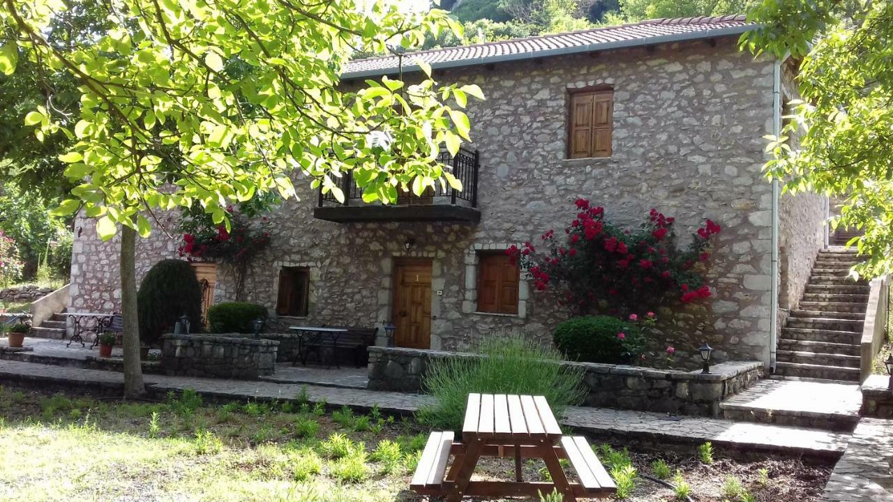 Andrea Sofi Guesthouse 디미트사나 외부 사진
